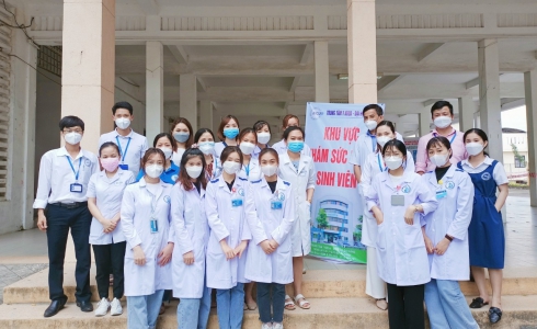 Trung tâm Y Khoa – Đại học Đà Nẵng (ĐHĐN) tham gia Khám sức khỏe cho sinh viên khóa năm 2021 Trường Đại học Kinh tế, ĐHĐN
